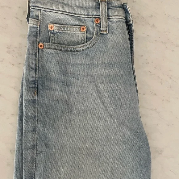 GAP Light Blue High Rise Jeans - Picture 2 of 3